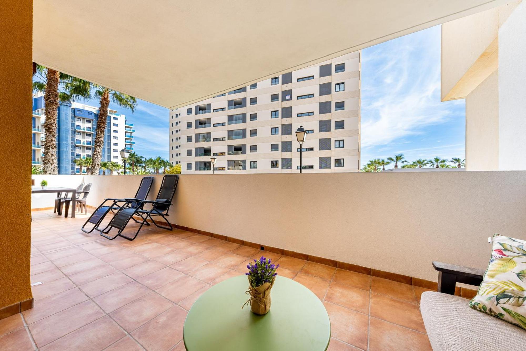 Tornado Apartamento Sunrise Torrevieja Extérieur photo